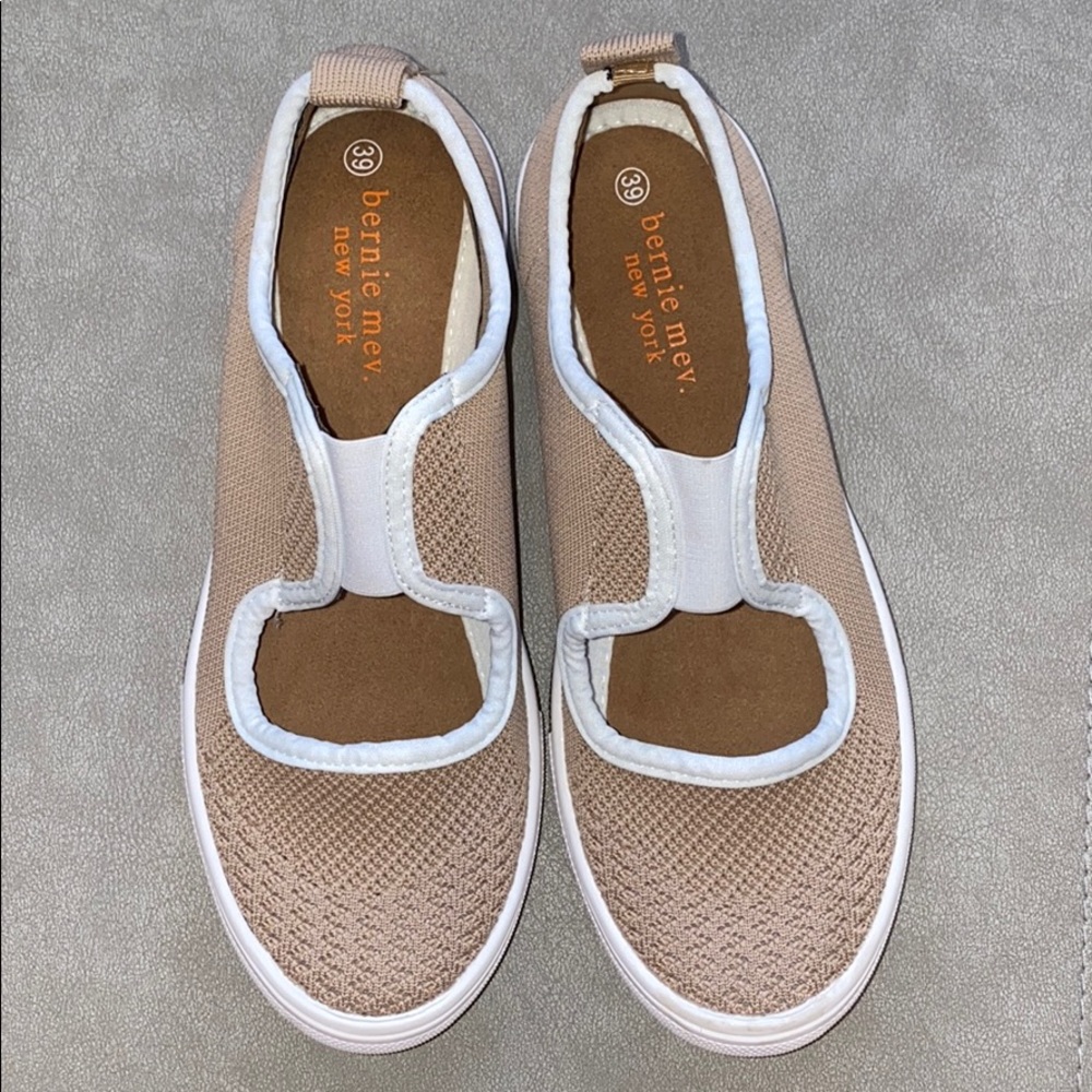 Bernie Bev Sparkly Slip Ons